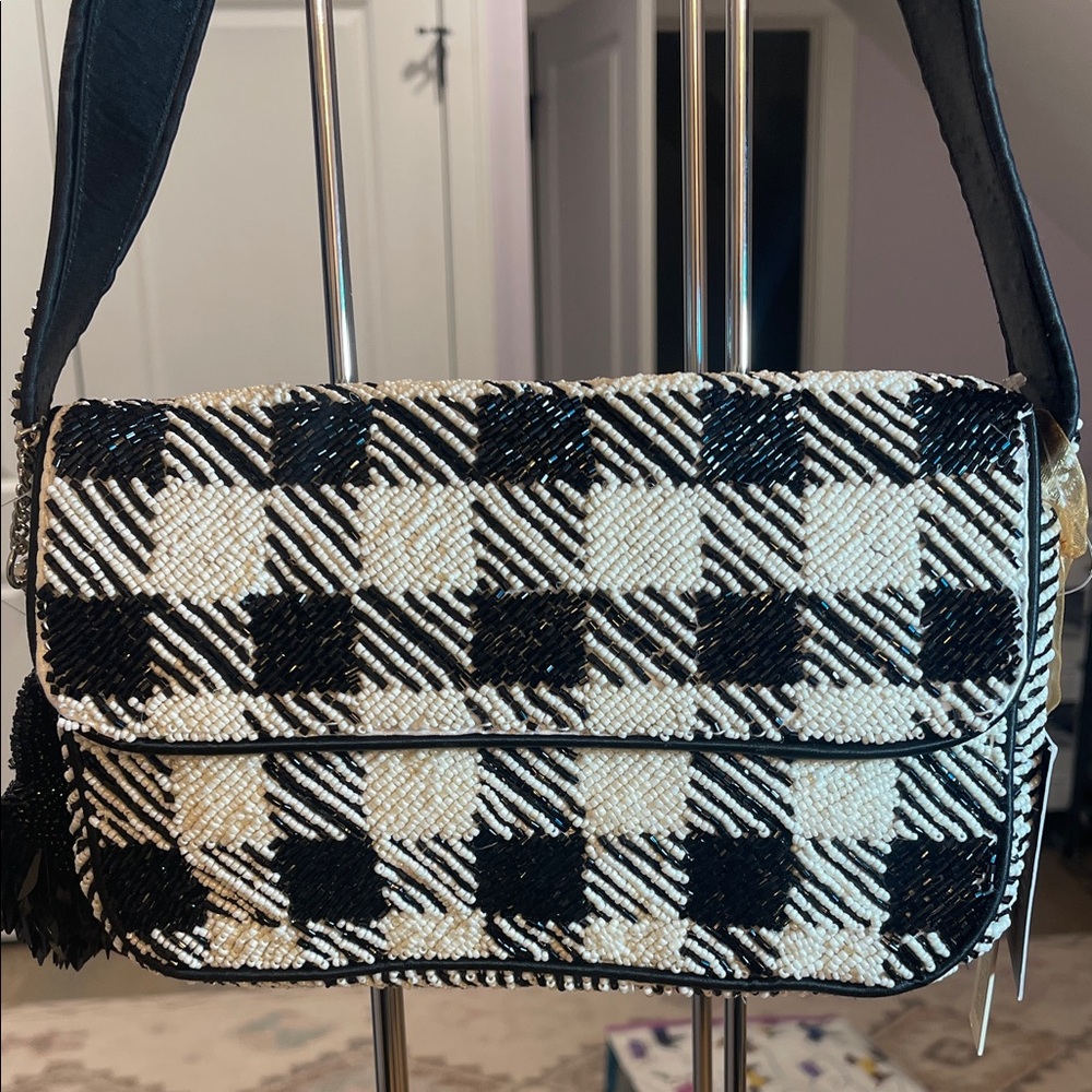 Houndstooth Black and White Bag with Swan Charm NWT